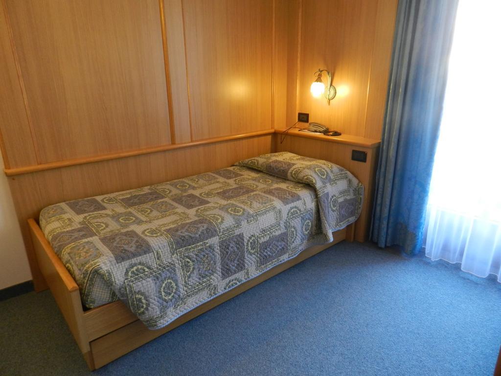 מואנה Hotel Stella Alpina חדר תמונה
