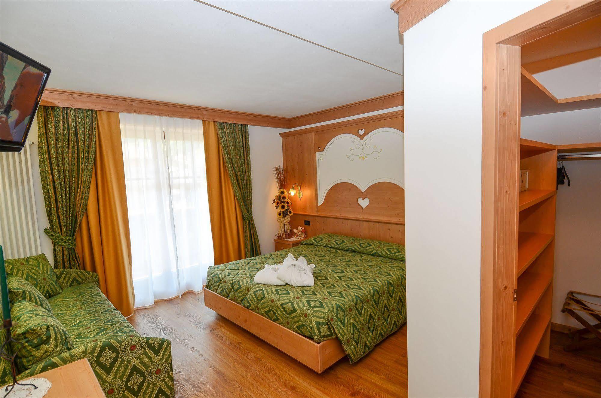 מואנה Hotel Stella Alpina מראה חיצוני תמונה